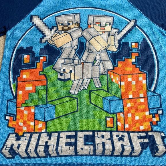 Boys medium & 10/12 pj shirts, Minecraft & Star Wars. All about same size - Picture 4 of 12